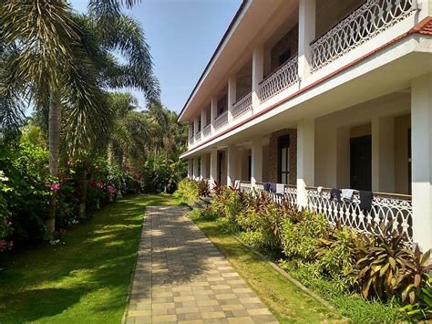 Hotels in Shrivardhan Book with 𝗙𝗥𝗘𝗘 𝗖𝗮𝗻𝗰𝗲𝗹𝗹𝗮𝘁𝗶𝗼𝗻.
